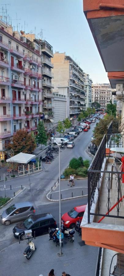 Lovely Apartment In The Heart Of Thessaloniki Center Exterior foto